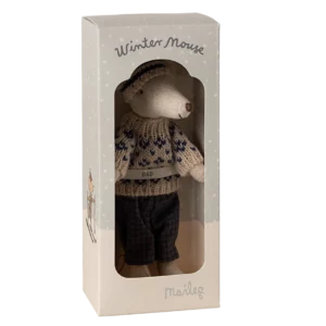 Alternative view of Winter mus - far