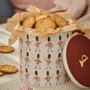 Alternative view of Kagedåse m. gardere