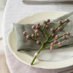 Alternative view of Filt mini gren med Rouge bær