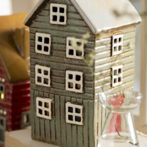 Alternative view of Hus til fyrfadslys - Thorshavn - rød dør