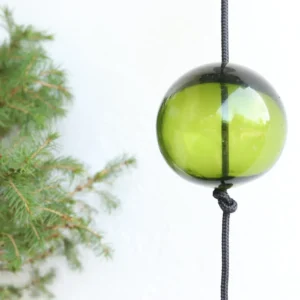 Alternative view of Snoren - Glaskugle - Olivengrøn - Lille