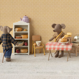 Alternative view of Ternet brun skjorte og bukser, Far mus