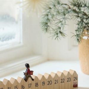 Alternative view of Julekalender 1-24 gående garder